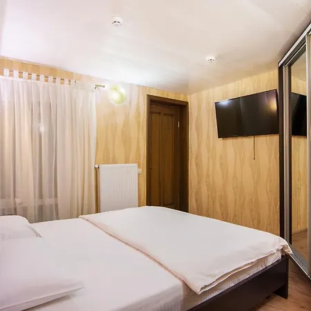 Soprano Apartmanhotel 3*